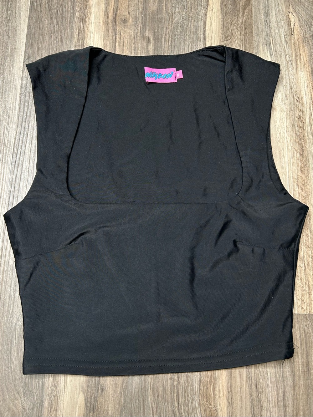 NWOT Edikted Square Neck Crop Top